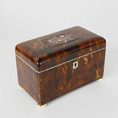 403-3771 Tortoiseshell and Mother of Pearl Inlaid Tea Caddy A_MG_5456