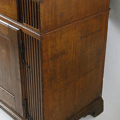 Early 19th Century Pennsylvania Walnut Two Part Kitchen Cupboard