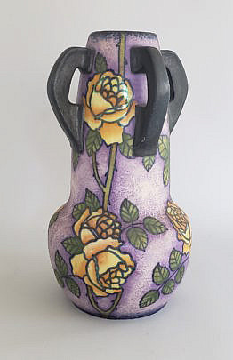 20084 Amphora Vase A