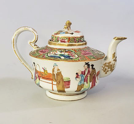 4-4014 Rose Mandarin Tea Pot A