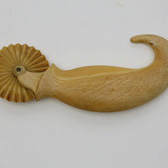 Antique Sailor Made Whale Ivory Pie Crimper, circa 1850