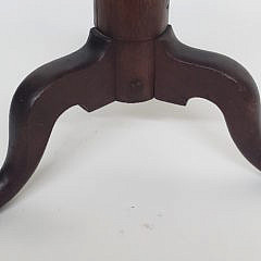 18th Century Chippendale Philadelphia Tilt and Turn Top Candle Stand