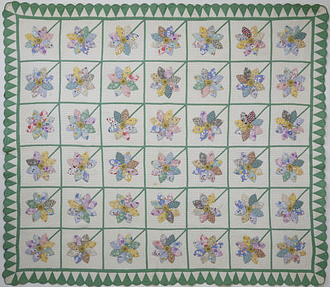 1-4643 Daisy Applique Quilt A_MG_8807