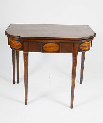 17-4421 American Mahogany Card Table A_MG_8910