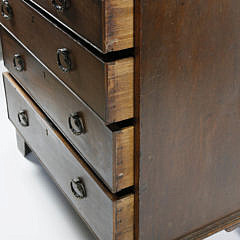 Chippendale English Oak Bachelor’s Chest of Drawers, circa 1800