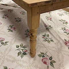 Country Pine Dining Table on Turned Legs, Contemporary