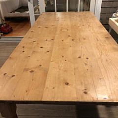 Country Pine Dining Table on Turned Legs, Contemporary