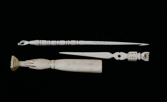 144-4817 3 Whale Ivory Utensils A_MG_9690