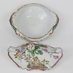 French Faience Covered Soup Tureen, Samson Mark, 19th Century