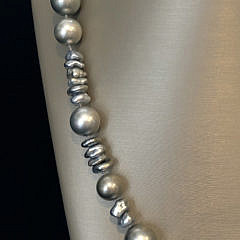 Fine South Sea Grey Tahitian and Keshi Pearl Necklace