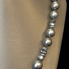 Fine South Sea Grey Tahitian and Keshi Pearl Necklace