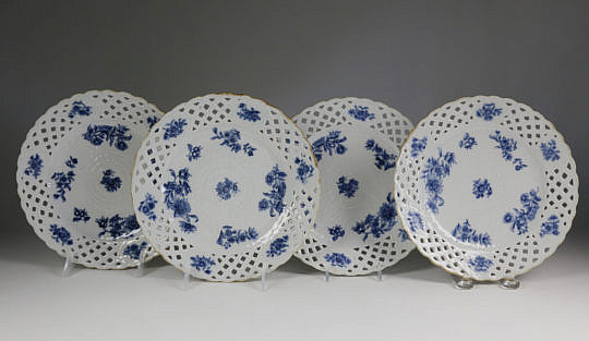 24-4915 Four Chinese Export Reticulated Plates A_MG_1578