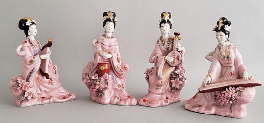 2421-955 Porcelain Geisha Girls A