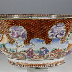 Chinese Export Mandarin Palette Porcelain Punch Bowl, circa 1760-1770