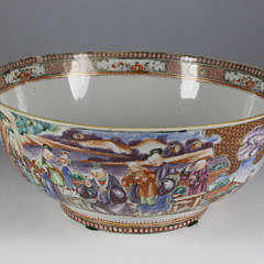 Chinese Export Mandarin Palette Porcelain Punch Bowl, circa 1760-1770