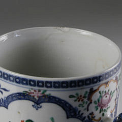 Chinese Export Porcelain Famille Rose Tankard, 18th Century