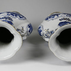 Pair of Chinese Export Porcelain Blue Baluster Vases with Covers, 18th century