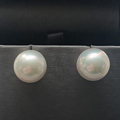 40089 White fresh Water Pearl Earrings A IMG_6662