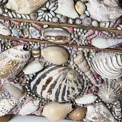 Fine Coquillage Shell-Work Coffret, circa 1840