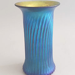 48-2674 Lundberg Studios Vase B