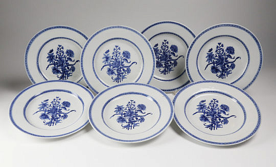 27-4915 Set of Seven Chinese Blue Dinner Plates A_MG_9882