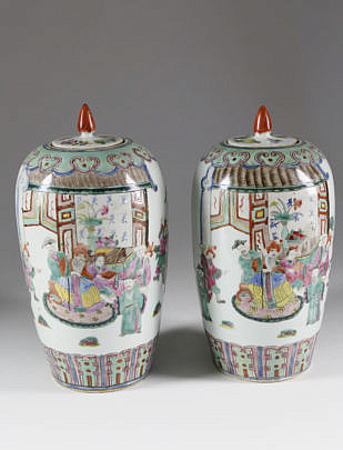 309-4621 Pair Famile Verte Covered Vases A_MG_2103