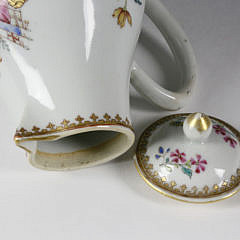 Armorial China Trade Porcelain Hot Milk Jug and Cover, circa 1750