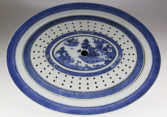 71-4208 Nanking Meat Platter with Strainer A_MG_0029 2