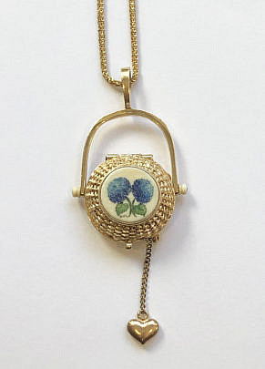 1-4978 Diana Kim England Gold Basket Pendant AIMG_7199