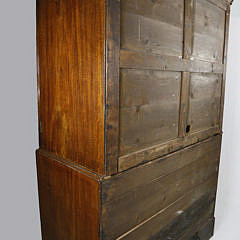 George III Rosewood-Crossbanded Mahogany Linen Press