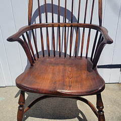 Set of Six English Elm Bow Back Windsor Dining Chairs