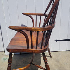 Set of Six English Elm Bow Back Windsor Dining Chairs