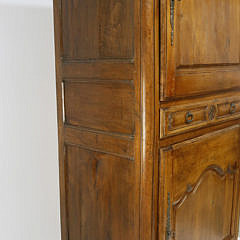 French Pearwood Bonnetiere, circa 1800