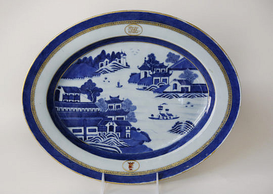 23-4990 Chinese Export Oval Meat Platter A_MG_1210 2