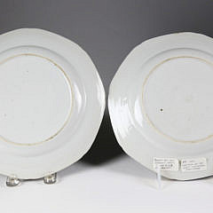 Pair of Armorial China Trade Dinner Plates, late 18th Century