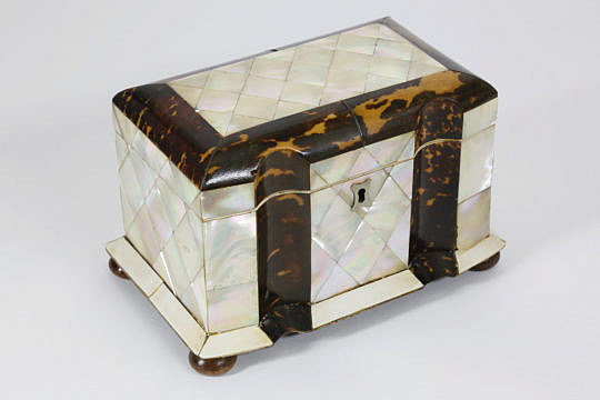 455-3771 Mother of Pearl Tea Caddy A_MG_9983