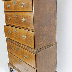 English Georgian Oak Chest on Chest, circa 1800-1820