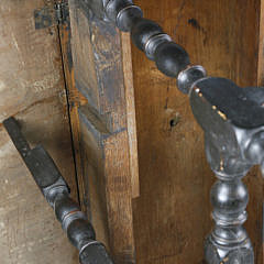 American William and Mary Gate Leg Drop Leaf Dining Table, 18th Century