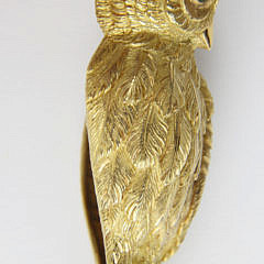 Cartier 18k Yellow Gold Owl Brooch with Emerald Eyes