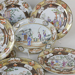 Set of 13 Chinese Export Rockefeller Pattern Dishes, circa 1805