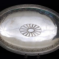 Pair of Tiffany & Co. Sterling Silver Oval Platters, circa 1915-1947