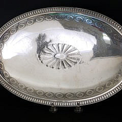 Pair of Tiffany & Co. Sterling Silver Oval Platters, circa 1915-1947