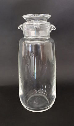 635-1865 Steuben Cocktail Shaker A