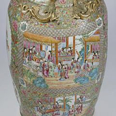 Finely Painted Rose Mandarin Palace Vase, circa 1820