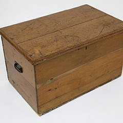 1716-54 Pine trunk with handles A_MG_5920