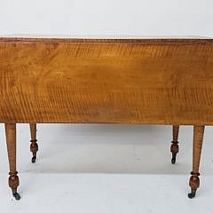 19th Century New England Sheraton Tiger Maple Drop Leaf Table