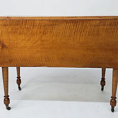 19th Century New England Sheraton Tiger Maple Drop Leaf Table