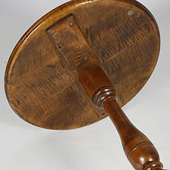 Early Eldred Wheeler Custom Queen Anne Tiger Maple Candlestand