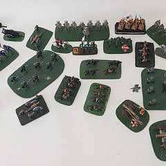 Large Group of Vintage Hand Painted Lead Toy Soldiers