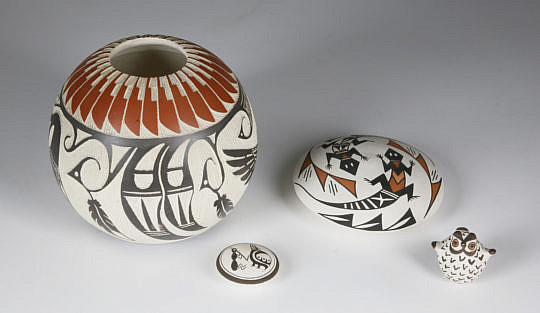 126-4962 Four Pottery Pieces A_MG_6661